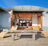 West End Beach House - Kawana Tourism