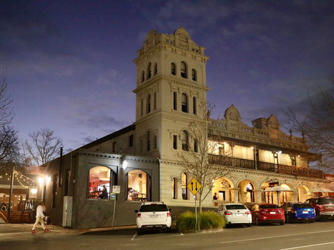 Yarra Valley Grand Hotel - Kawana Tourism 0