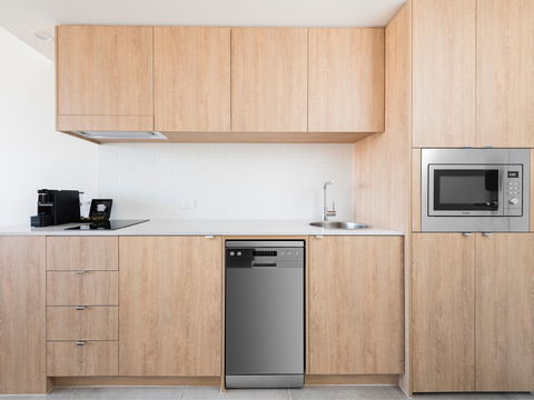 Abode Kingston - Kawana Tourism 3