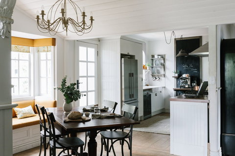 Acre Of Roses - Kawana Tourism 4