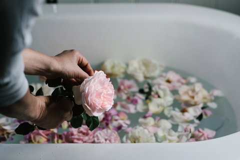 Acre Of Roses - Kawana Tourism 5