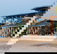 Baird Bay Ocean Eco Apartments - Kawana Tourism