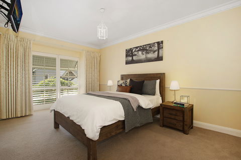 Bright 29 - Kawana Tourism 2