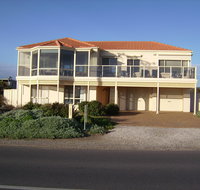 Century 21 SouthCoast Hayman - Kawana Tourism