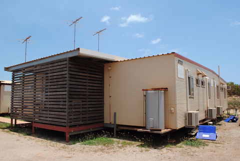 EARE Wallaby Beach Workers Camp - Kawana Tourism 2