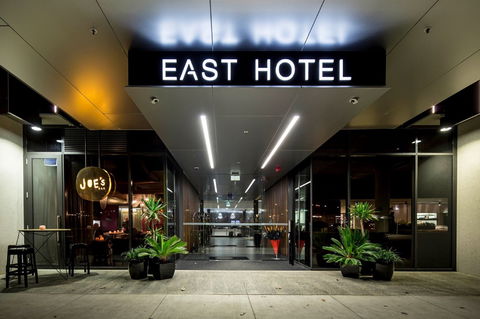 East Hotel + Apartments - Kawana Tourism 7