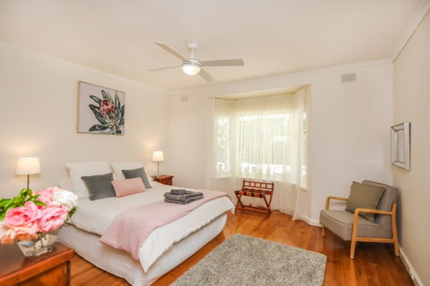 HAHNDORF LODGE - Kawana Tourism 2