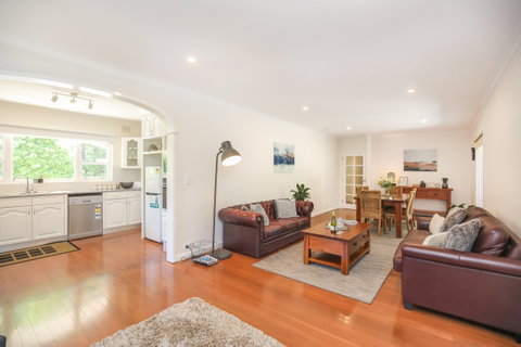 HAHNDORF LODGE - Kawana Tourism 7