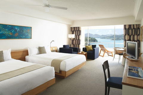 Hamilton Island Reef View Hotel - Kawana Tourism 2