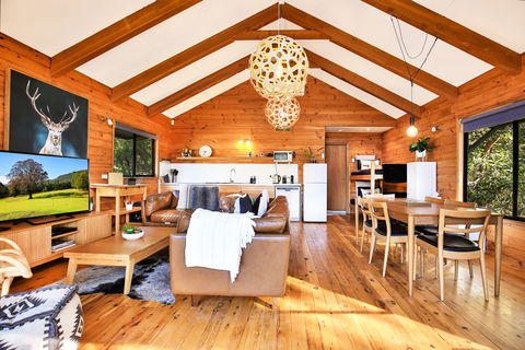 Kangaroo Valley Timber Cabin - Kawana Tourism 2