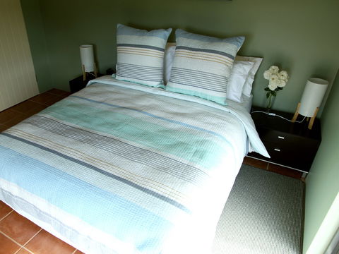 Outlook BnB - Kawana Tourism 7
