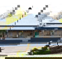 Raffah House - Kawana Tourism