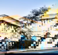 The Waterloo Bay Hotel - Kawana Tourism