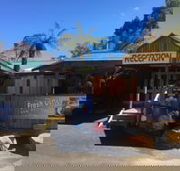 Tullah Lakeside Lodge - Kawana Tourism