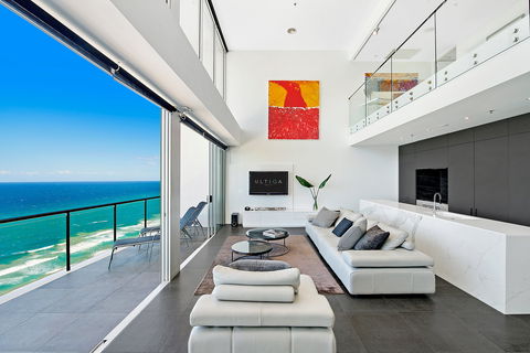 ULTIQA Air On Broadbeach - Kawana Tourism 0