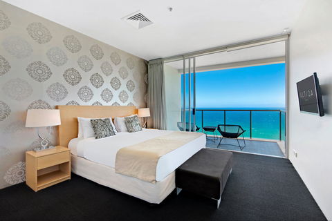 ULTIQA Air On Broadbeach - Kawana Tourism 2