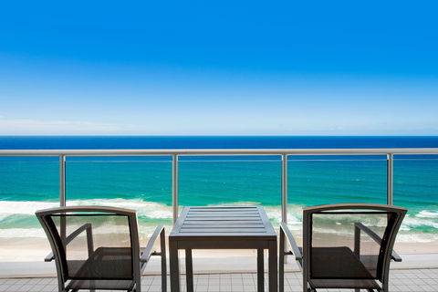 ULTIQA Air On Broadbeach - Kawana Tourism 4