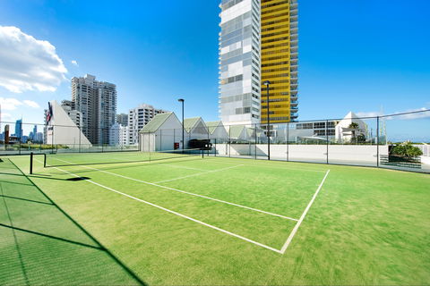 ULTIQA Air On Broadbeach - Kawana Tourism 6