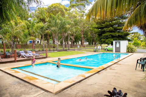 Blue Lake Holiday Park - Kawana Tourism 2