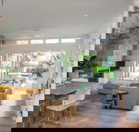 Bondi Beach House - Kawana Tourism