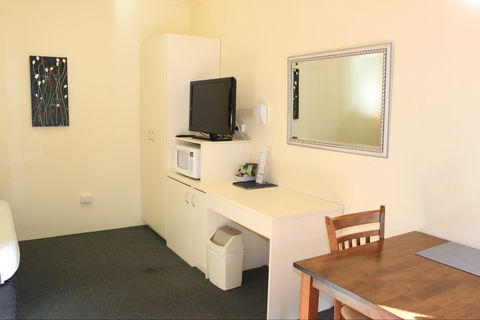 Inverell Motel - Kawana Tourism 1