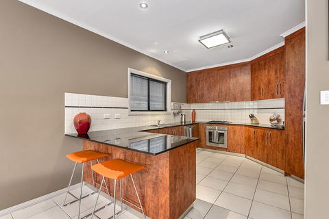 Mount Gambier Apartments - MG Delux - Kawana Tourism 1