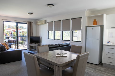 Noosa Lakes Resort - Kawana Tourism 2