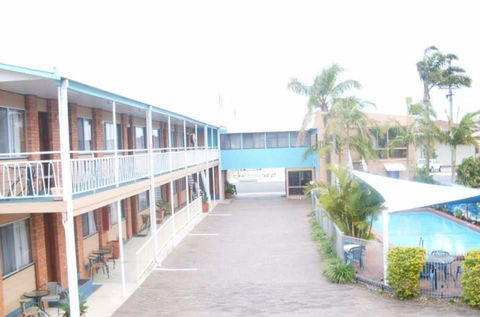 Pacific Motor Inn - Kawana Tourism 0