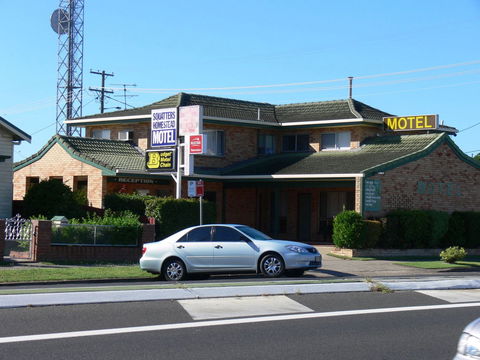 Squatters Homestead Motel - Kawana Tourism 0