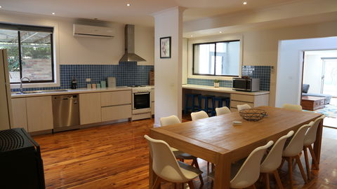 The White House - Kawana Tourism 1