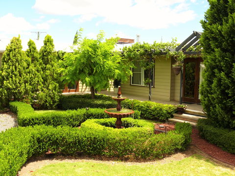 Villa Medici - Kawana Tourism 1