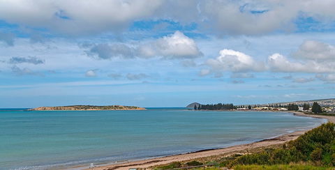 Absolute - Hayward Court, Victor Harbor - Kawana Tourism 0