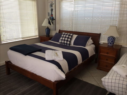 Apartments On-The-Park: 47  March - Kawana Tourism 0