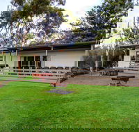 Aruma River House - Kawana Tourism