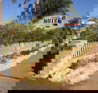 Oasis Motel - Kawana Tourism