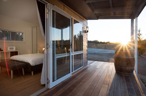 Tallagandra Hill Winery Accommodation - Kawana Tourism 0
