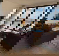 Topdeck at Snelling Beach - Kawana Tourism