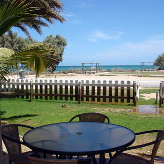 Bayview Coral Bay - Kawana Tourism 1