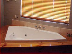 Bremer Bay Resort - Kawana Tourism 0