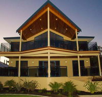 Nautica Lodge - Kawana Tourism