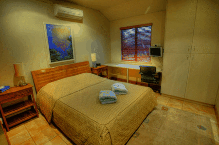 Point Samson Chalets - Kawana Tourism 4