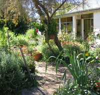 Warren Grange Farmstay and Bed  Breakfast - Kawana Tourism
