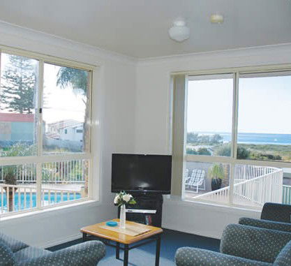 Captains Quarters - Kawana Tourism 2