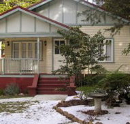 Brantwood Cottage - Kawana Tourism