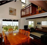 Bonny Hills Beach House - Kawana Tourism