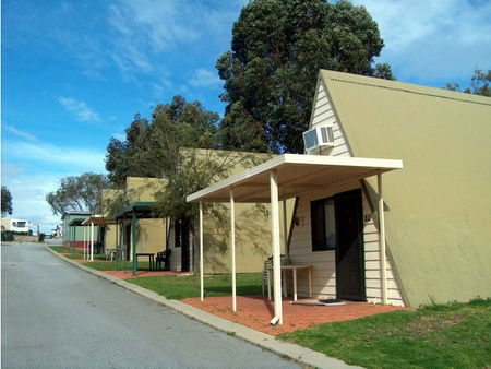 Dawesville Holiday Village - Kawana Tourism 2