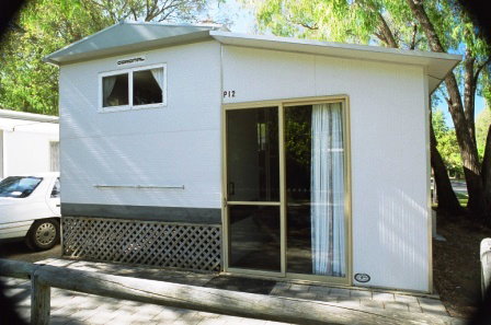 Amblin Caravan Park - Kawana Tourism 0