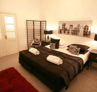 Brackson House Quality Accommodation - Kawana Tourism