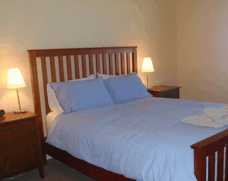 Beach House Shoalwater - Kawana Tourism 3