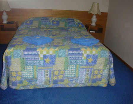Cervantes Holiday Homes & Units - Kawana Tourism 2